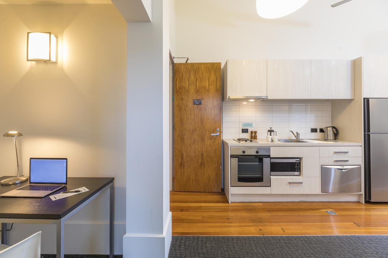 Quest Napier Serviced Apartments Bagian luar foto