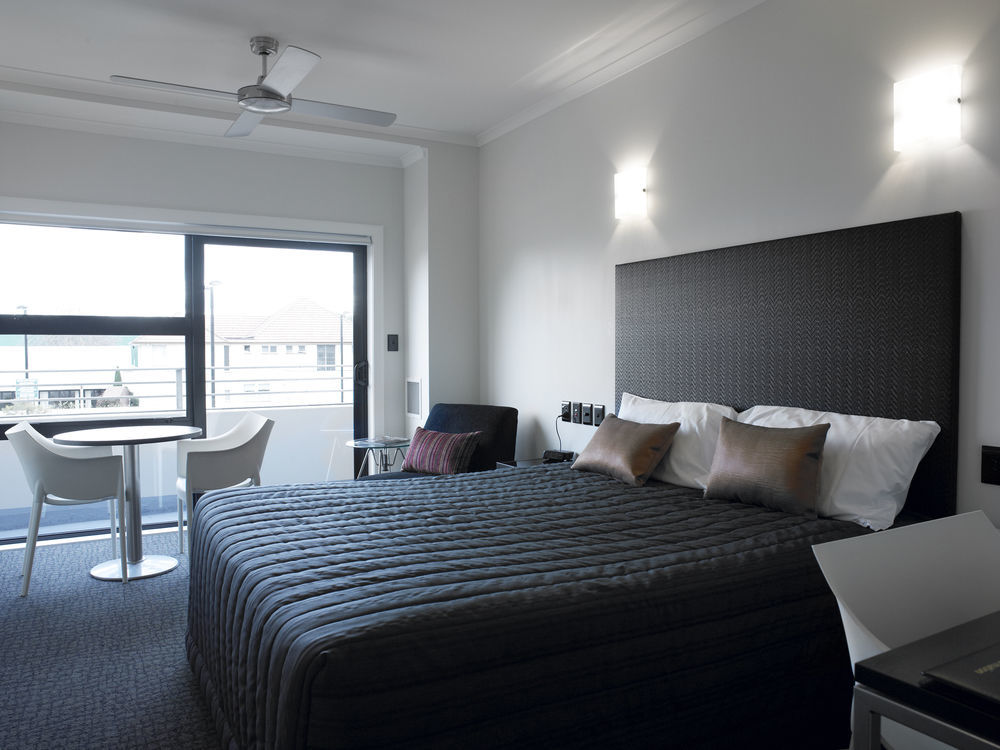Quest Napier Serviced Apartments Bagian luar foto