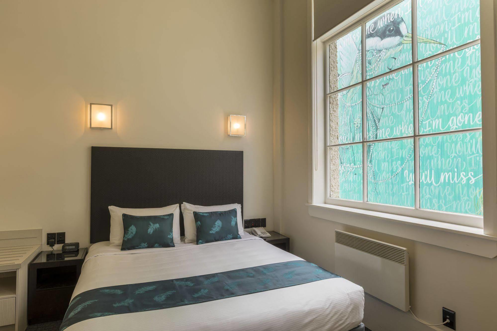 Quest Napier Serviced Apartments Bagian luar foto